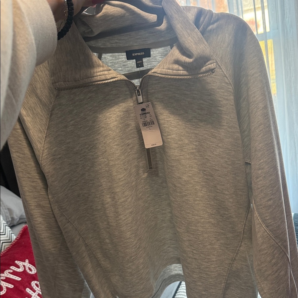 Gray Quarter-Zip Pullover- express new with tags! Size Large womens - Picture 5 of 9